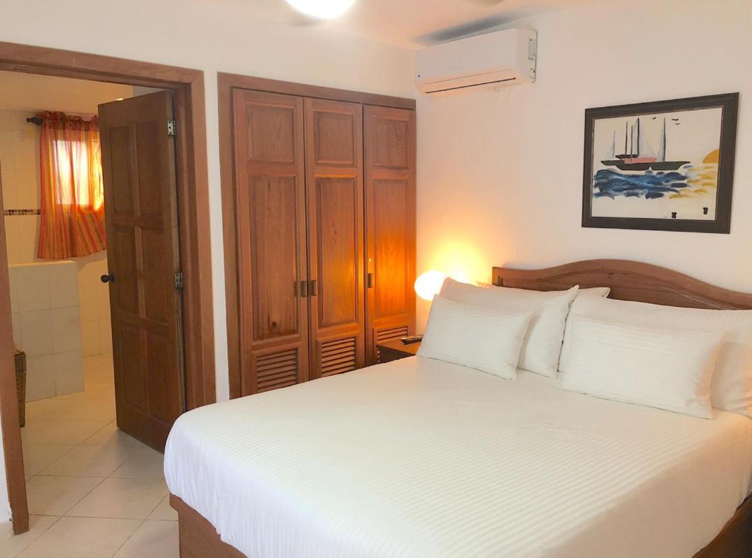 Bavaro Deluxe Los Corales Villas Beach Club & Spa Good Offer For Vacation 푼타 카나 외부 사진