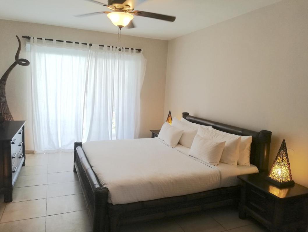 Bavaro Deluxe Los Corales Villas Beach Club & Spa Good Offer For Vacation 푼타 카나 외부 사진
