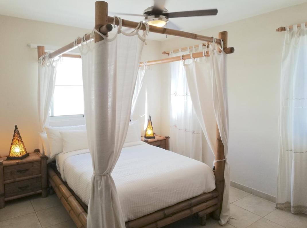 Bavaro Deluxe Los Corales Villas Beach Club & Spa Good Offer For Vacation 푼타 카나 외부 사진